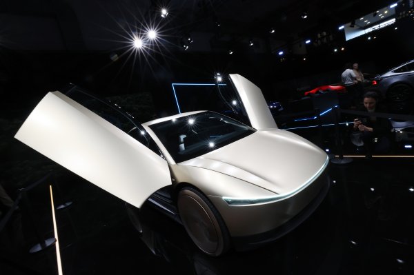 大通证券 特斯拉否认寻马斯克接班人