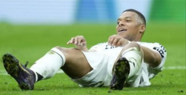 鼎冠策略资 外网球迷热议姆巴佩点球：他们用的是另一套规则，这根本不是点球